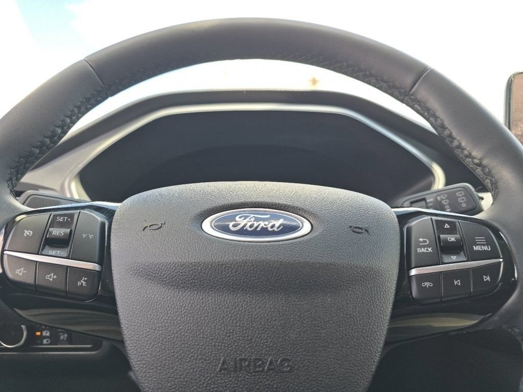 Used 2023 Ford Escape Active w/ Cold Weather Package FWD image 30