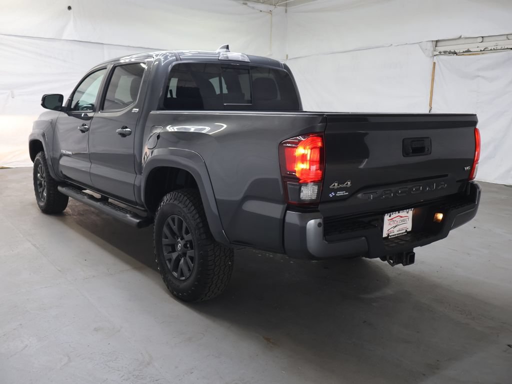Used 2020 Toyota Tacoma SR5 AWD/4WD image 5