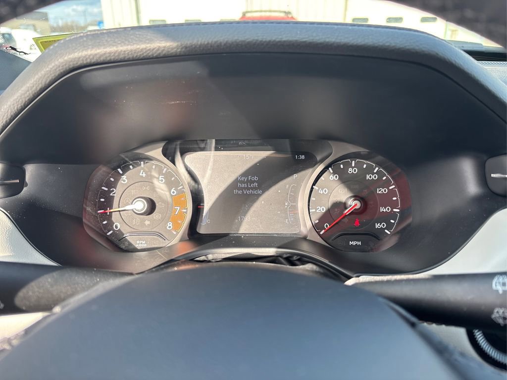 Used 2025 Jeep Compass Limited image 21