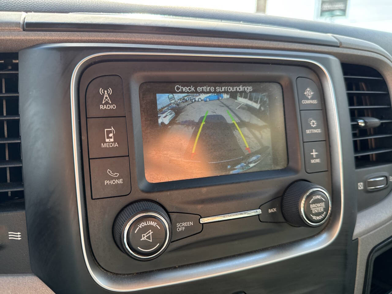 Used 2018 RAM 2500 Tradesman w/ Chrome Appearance Group image 34