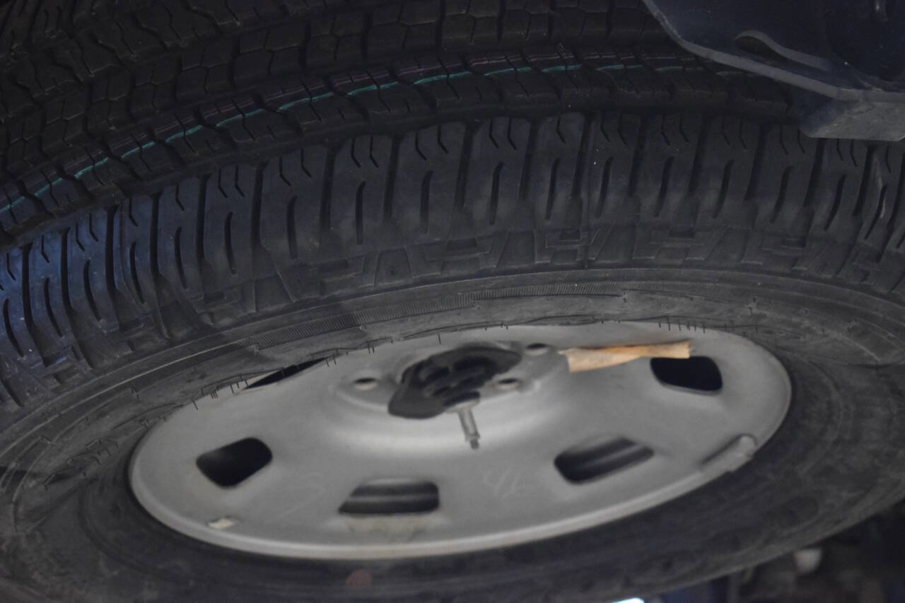 Used 2015 GMC Canyon SLT w/ Driver Alert Package image 46