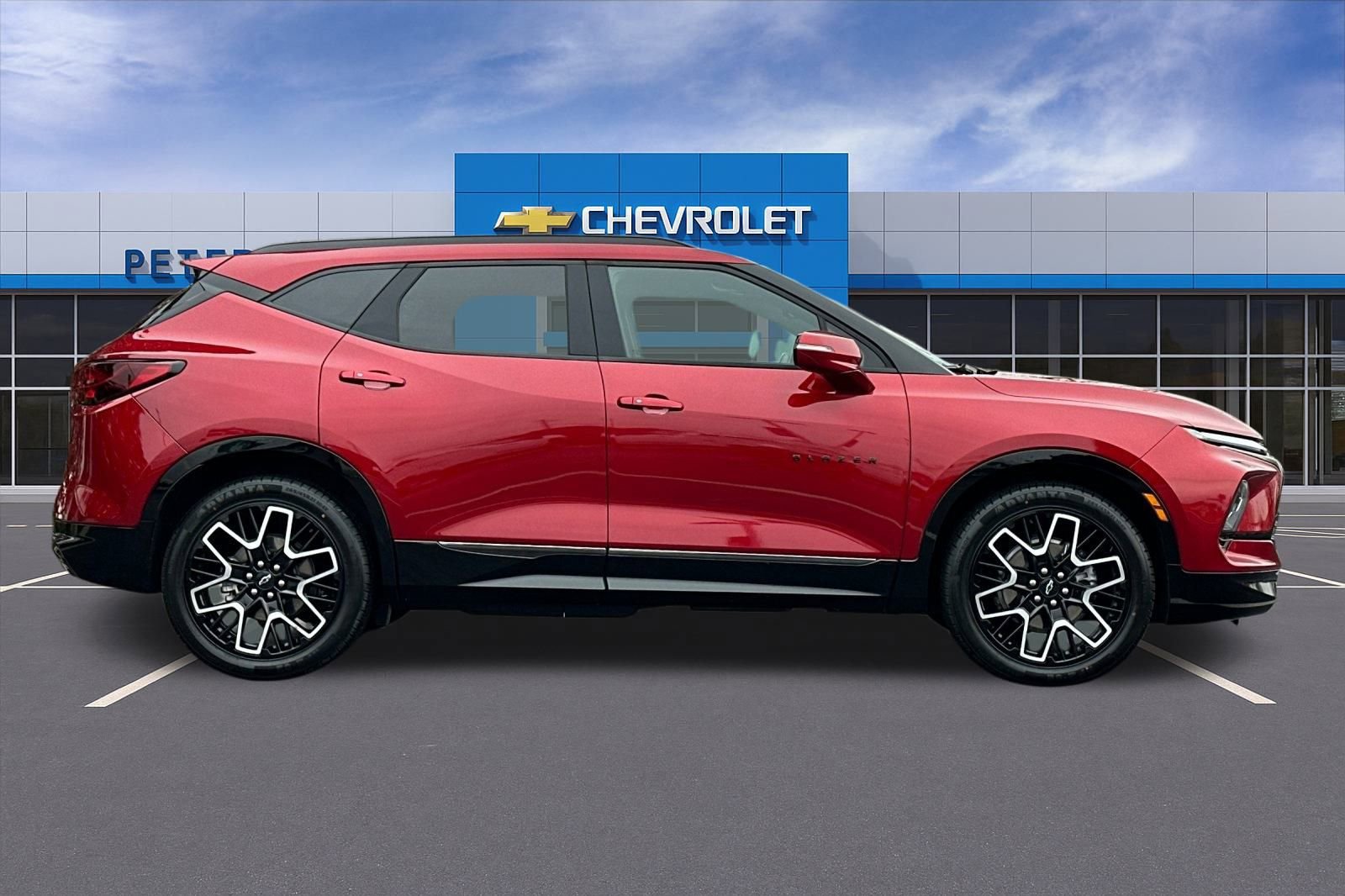 Certified 2023 Chevrolet Blazer RS w/ Driver Confidence II Package image 3