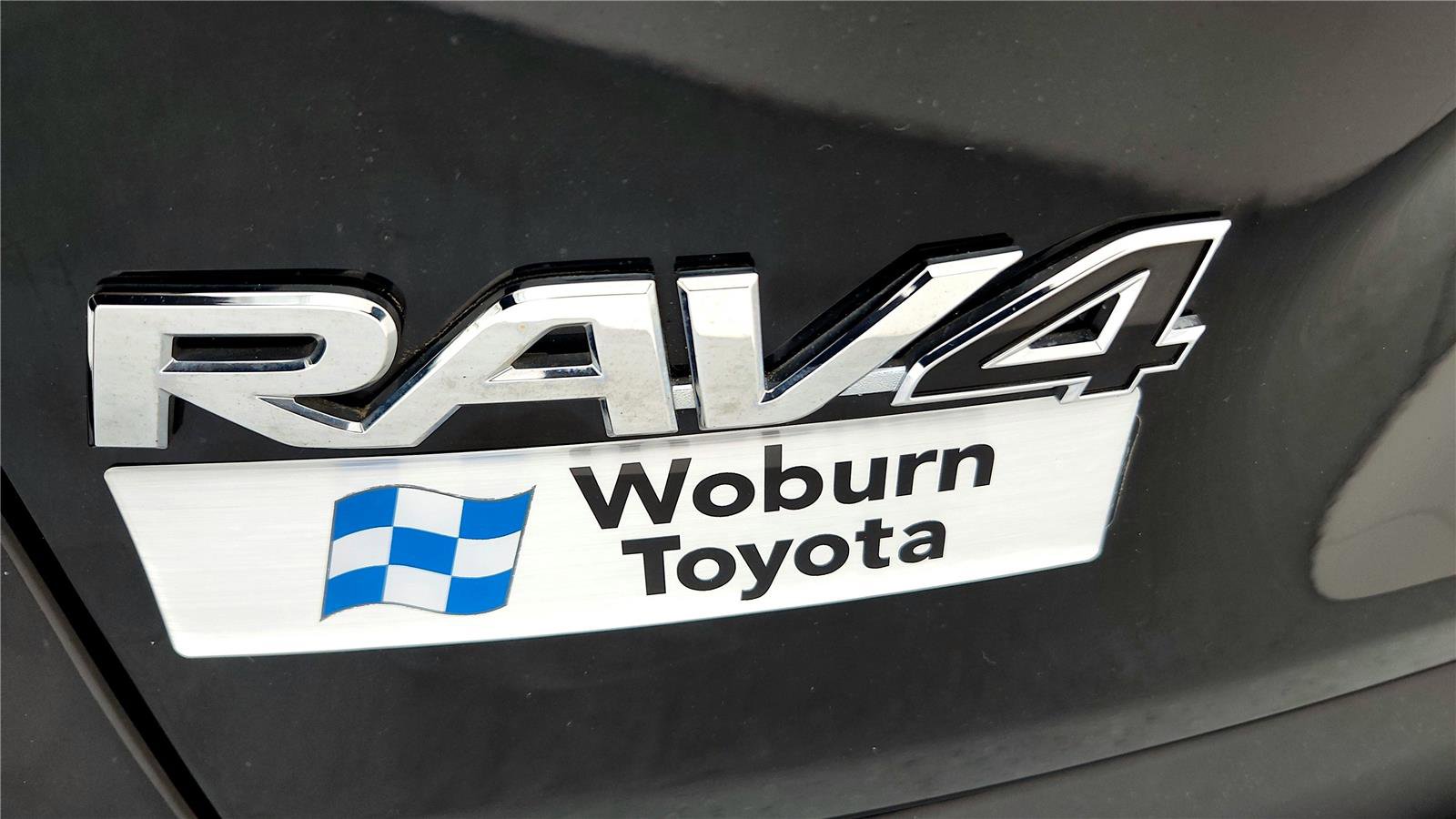 Used 2023 Toyota RAV4 XLE w/ XLE Grade Weather Package image 13