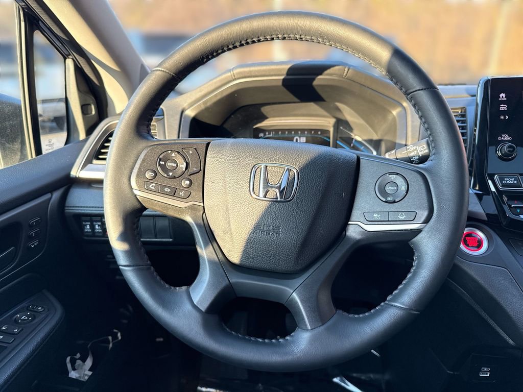 Used 2023 Honda Odyssey EX-L image 11