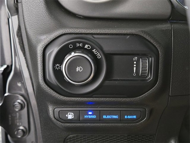 Used 2023 Jeep Wrangler Unlimited Rubicon 4xe image 29