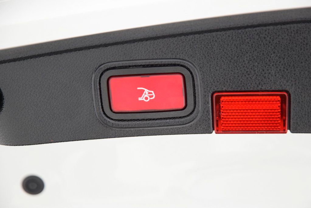 Certified 2022 Mercedes-Benz C 300 Cabriolet image 31