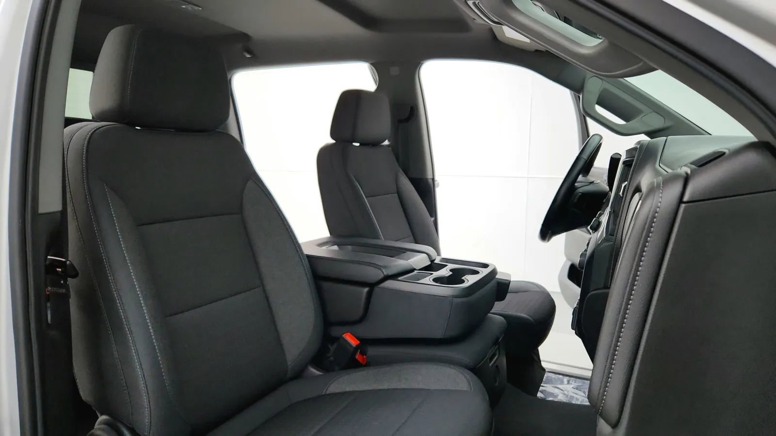 Used 2020 Chevrolet Silverado 1500 LT w/ All-Star Edition image 44