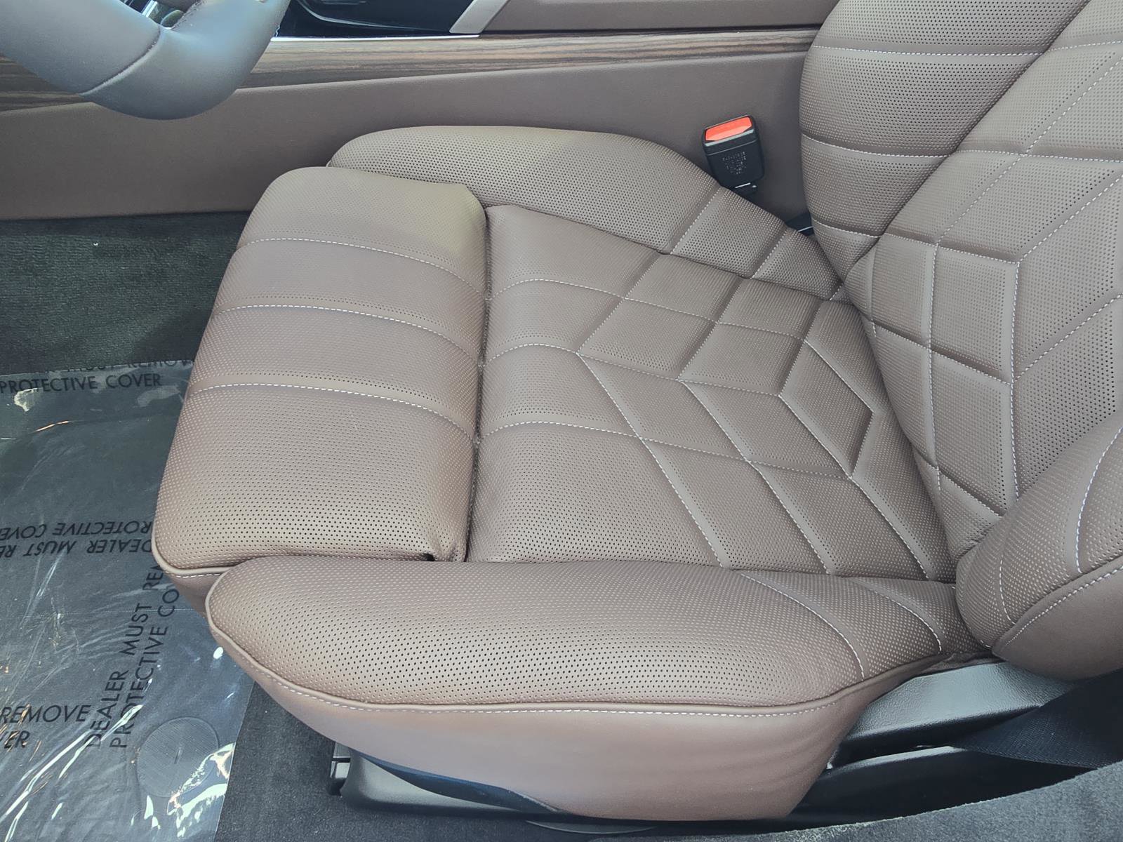 New 2026 BMW 760i xDrive w/ Executive Package image 14