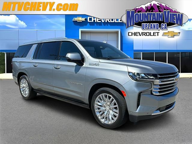 Used 2024 Chevrolet Suburban High Country w/ Advanced Technology Package image 1