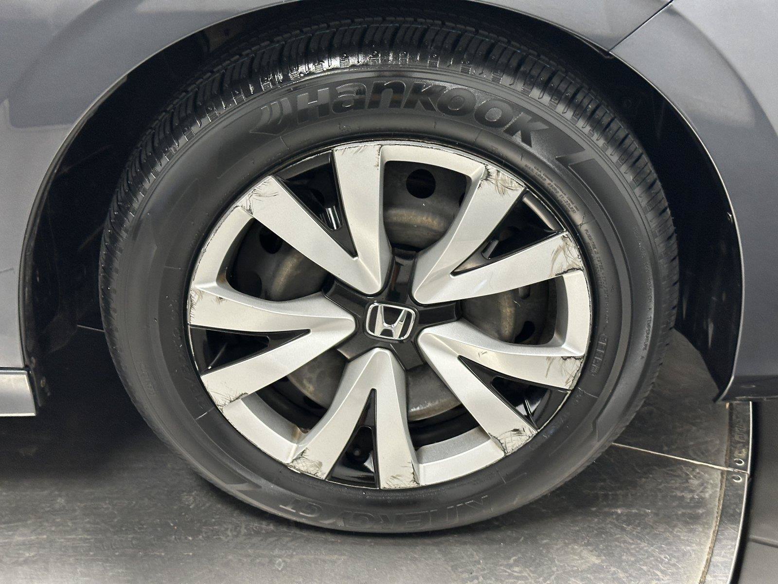 Used 2022 Honda Civic LX image 17