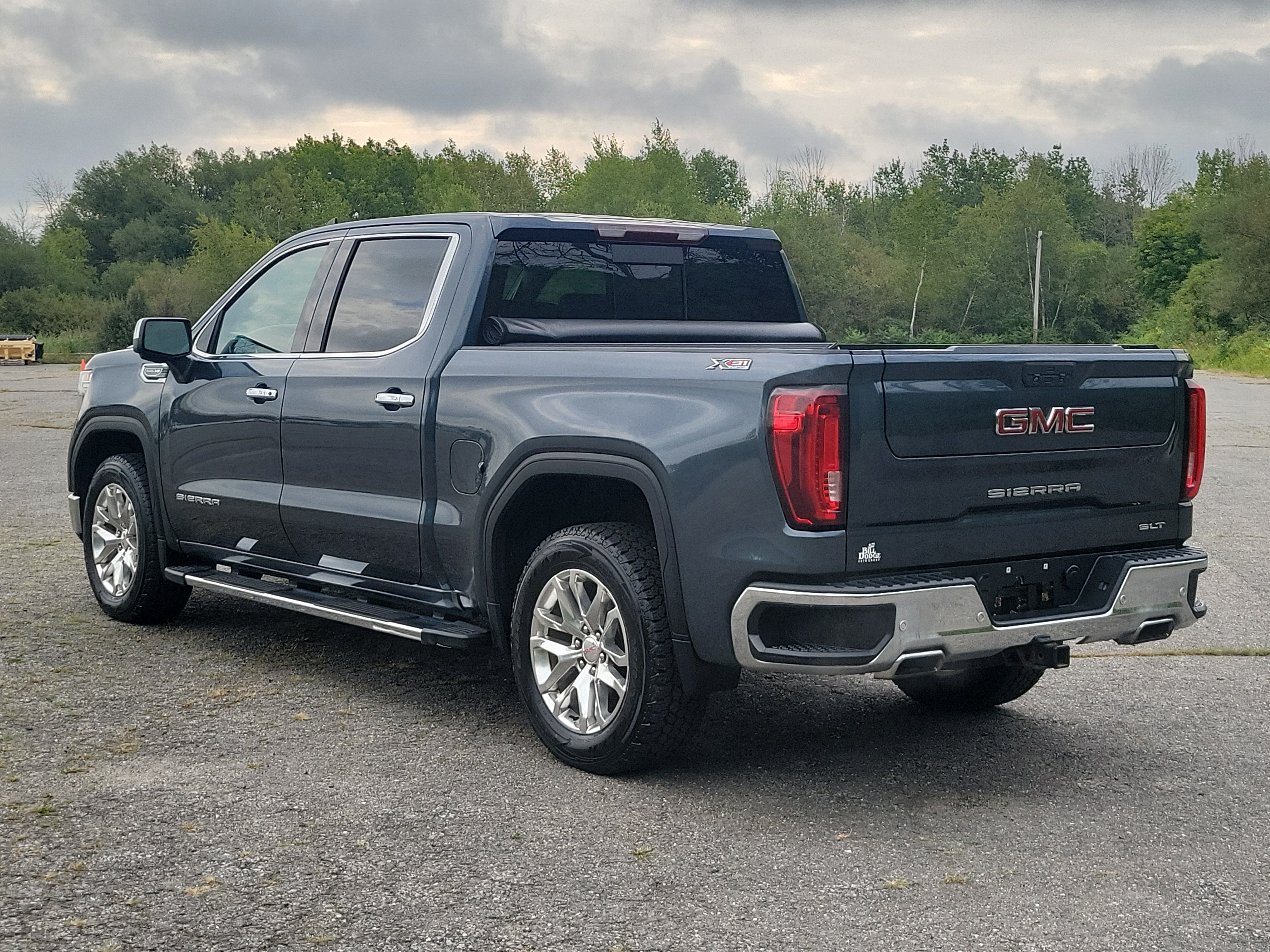 Used 2019 GMC Sierra 1500 SLT w/ SLT Premium Plus Package AWD/4WD image 7