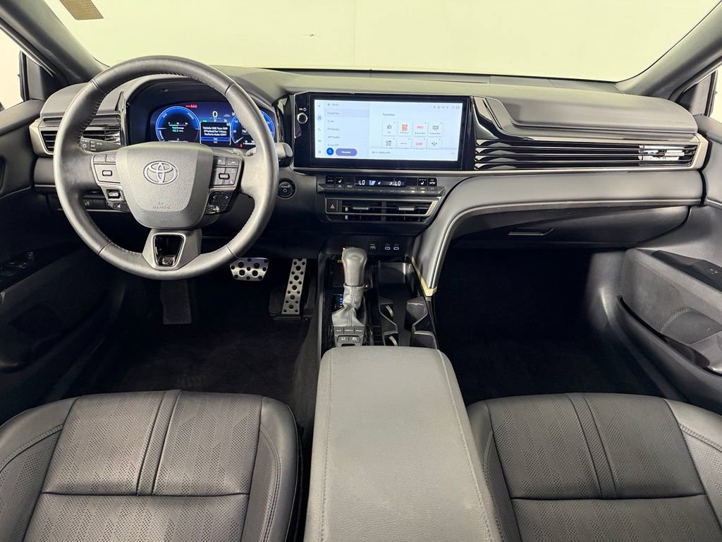 Used 2025 Toyota Camry XSE FWD image 14