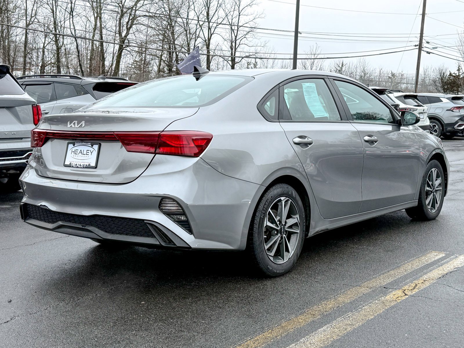 Used 2023 Kia Forte LXS w/ LXS Technology Package image 7
