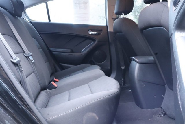 Used 2016 Kia Forte LX image 13