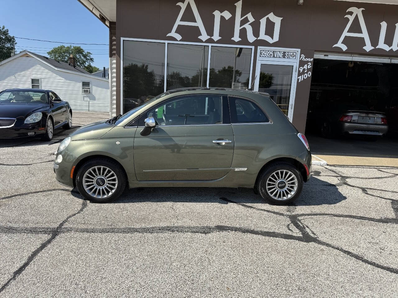 Used 2012 FIAT 500 Lounge w/ Luxury Leather Pkg FWD image 6