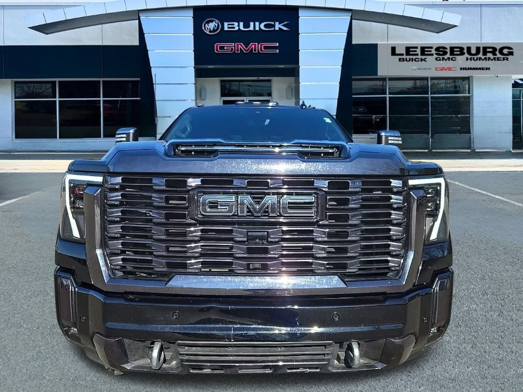 Used 2024 GMC Sierra 2500 Denali Ultimate image 2