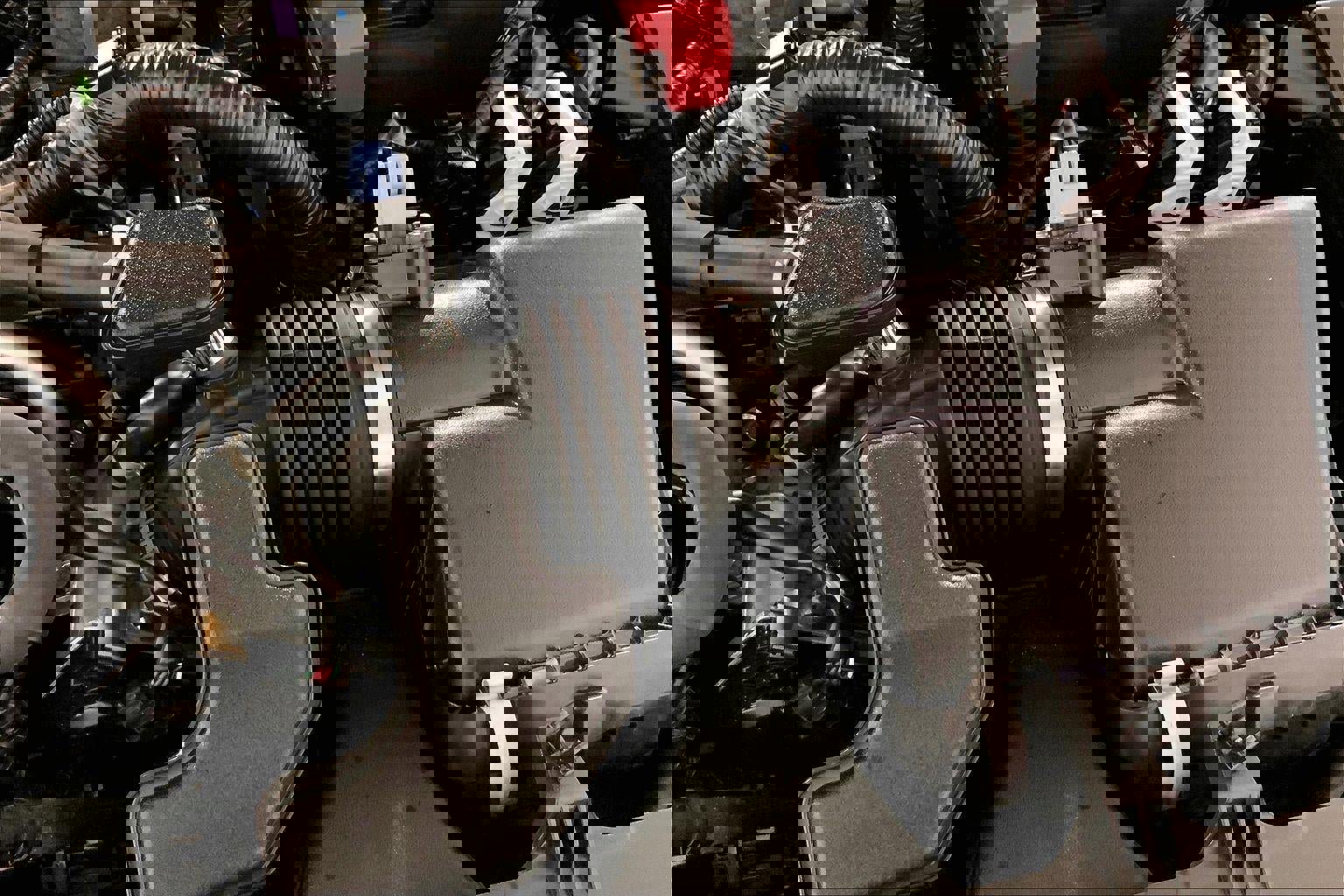 Used 2025 Nissan Altima 2.5 SV image 30