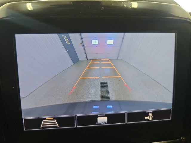 Used 2021 Chevrolet Traverse LT w/ LPO, Floor Liner Package AWD/4WD image 19
