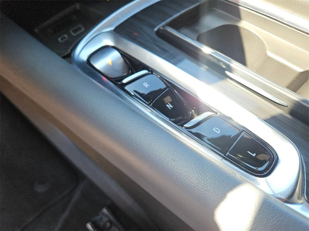 Used 2024 Buick Enclave Premium image 24