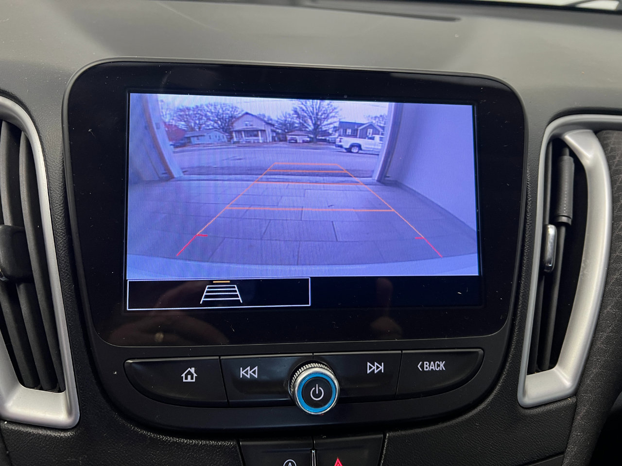 Used 2021 Chevrolet Malibu LS w/ Driver Confidence Package II image 43