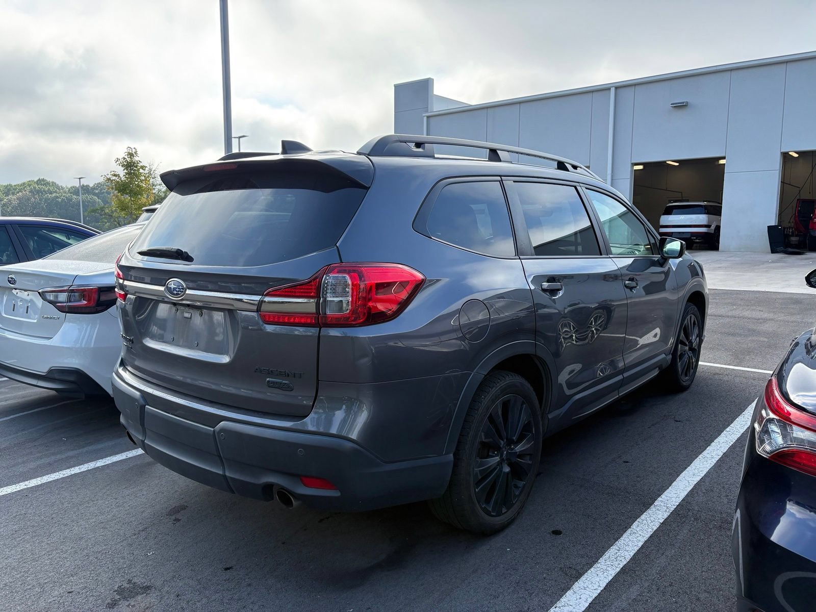Used 2022 Subaru Ascent Onyx Edition AWD/4WD image 6