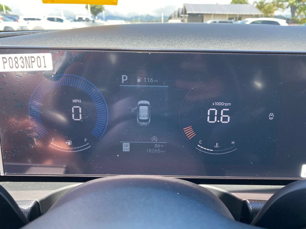 Certified 2025 Hyundai Tucson SE FWD image 33