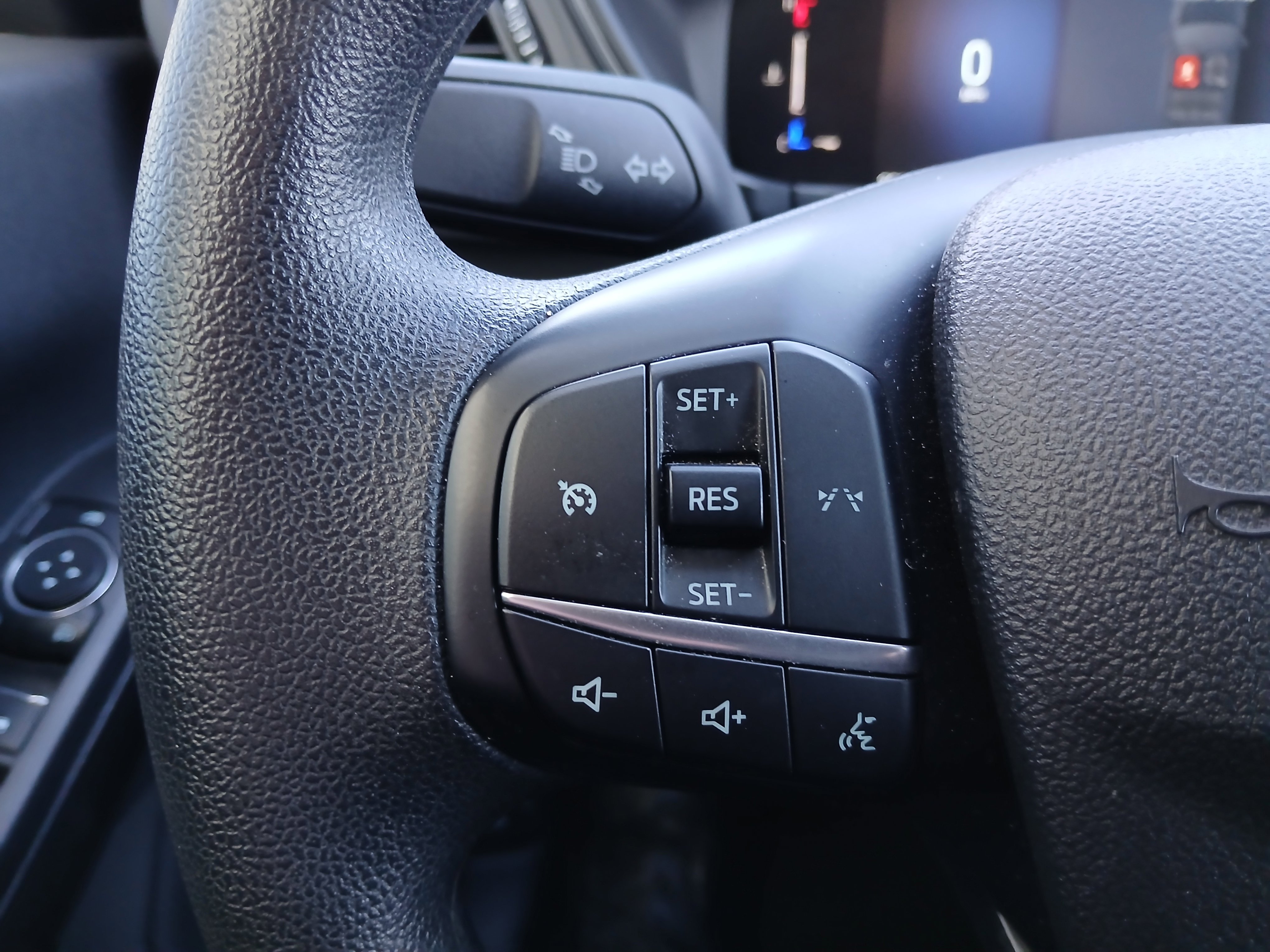 Used 2025 Ford Escape Active image 13