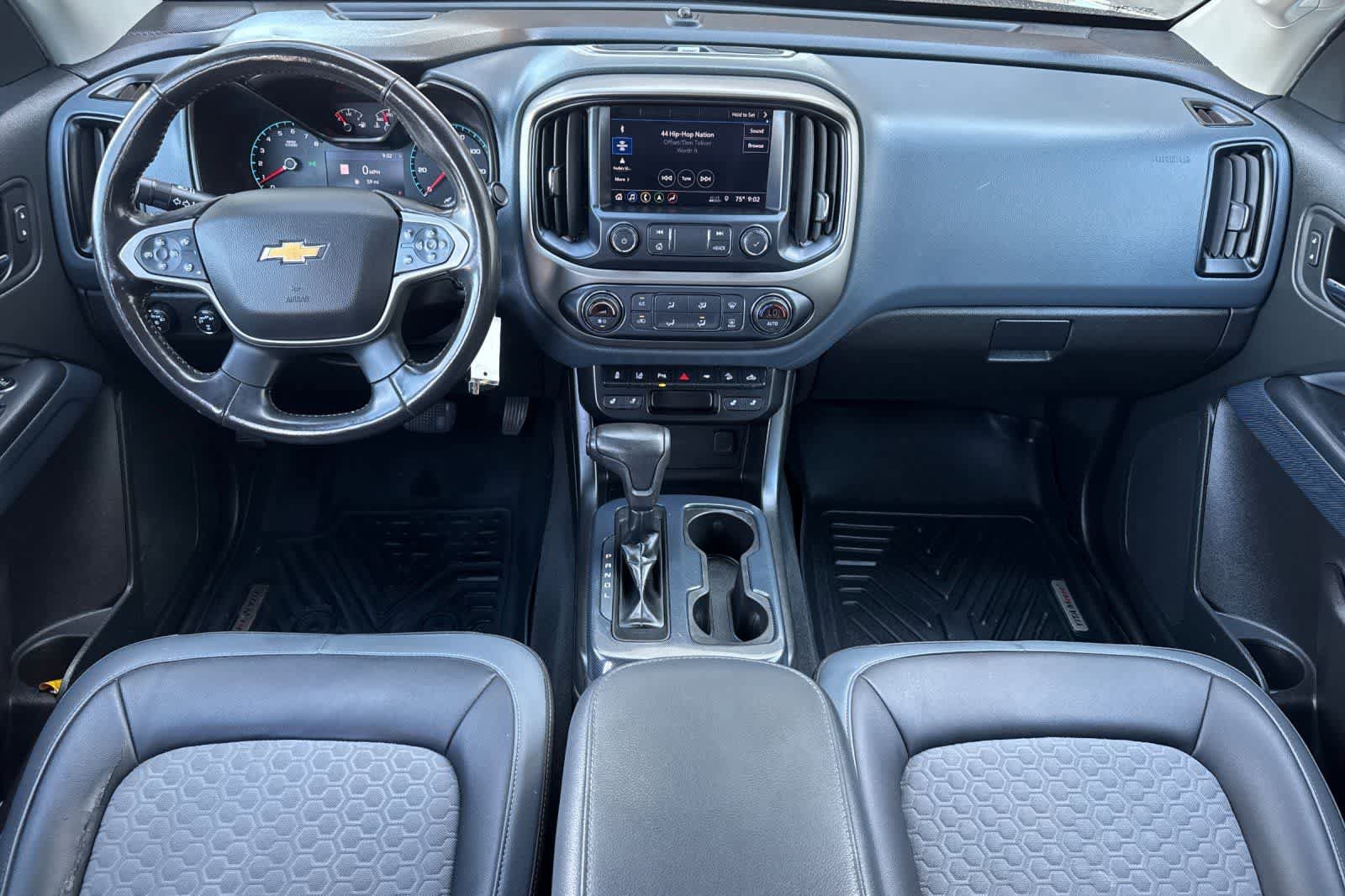 Used 2021 Chevrolet Colorado Z71 w/ Safety Package AWD/4WD image 3