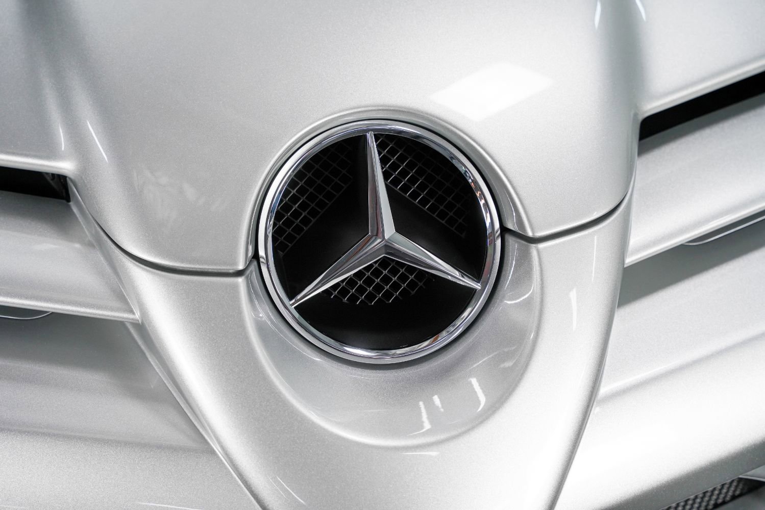 Used 2005 Mercedes-Benz SLR Coupe image 15