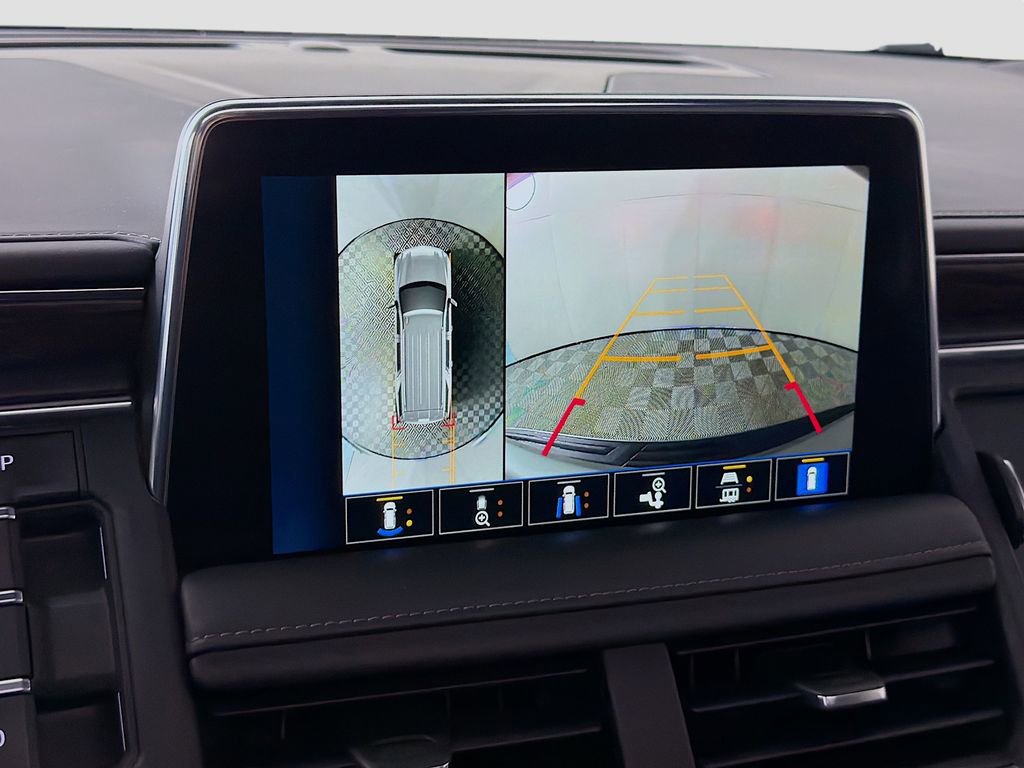 Used 2023 Chevrolet Tahoe Z71 w/ Luxury Package image 19