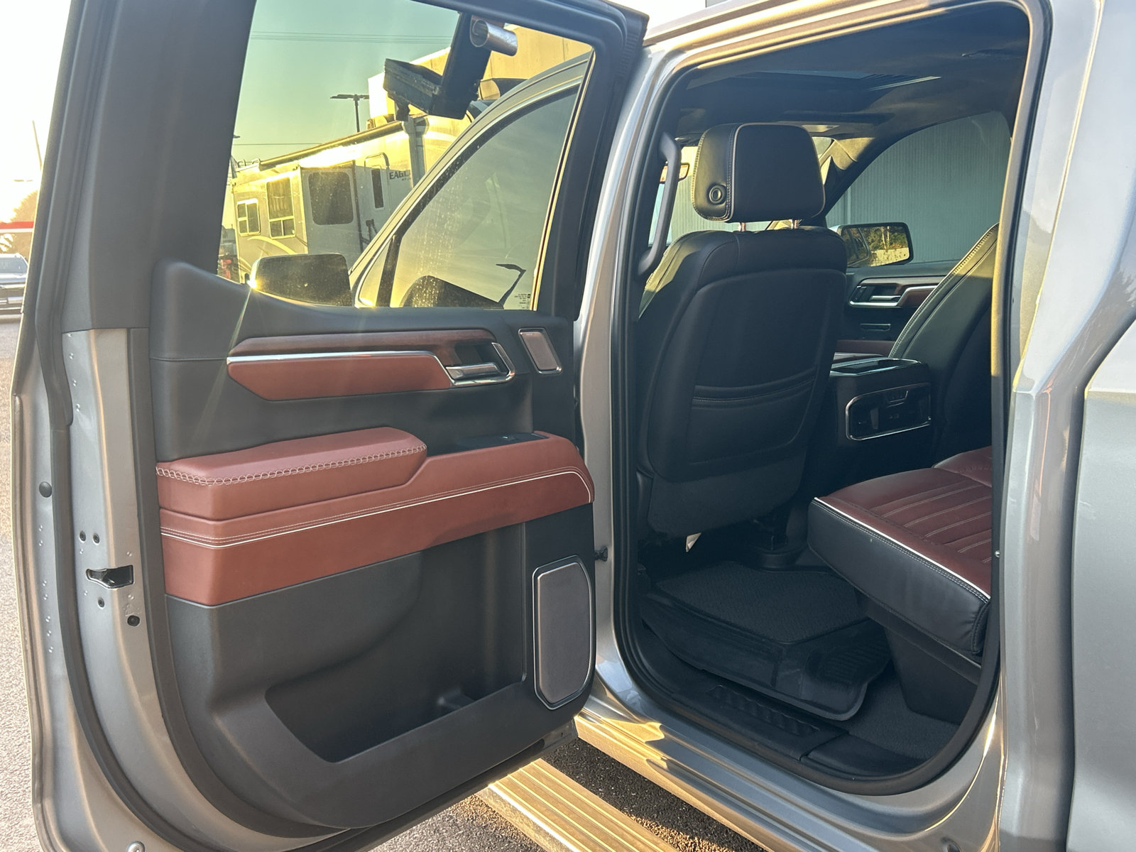 Used 2023 GMC Sierra 1500 Denali Ultimate AWD/4WD image 32