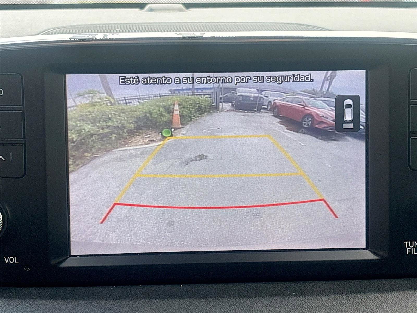 Used 2020 Hyundai Santa Fe SEL image 14