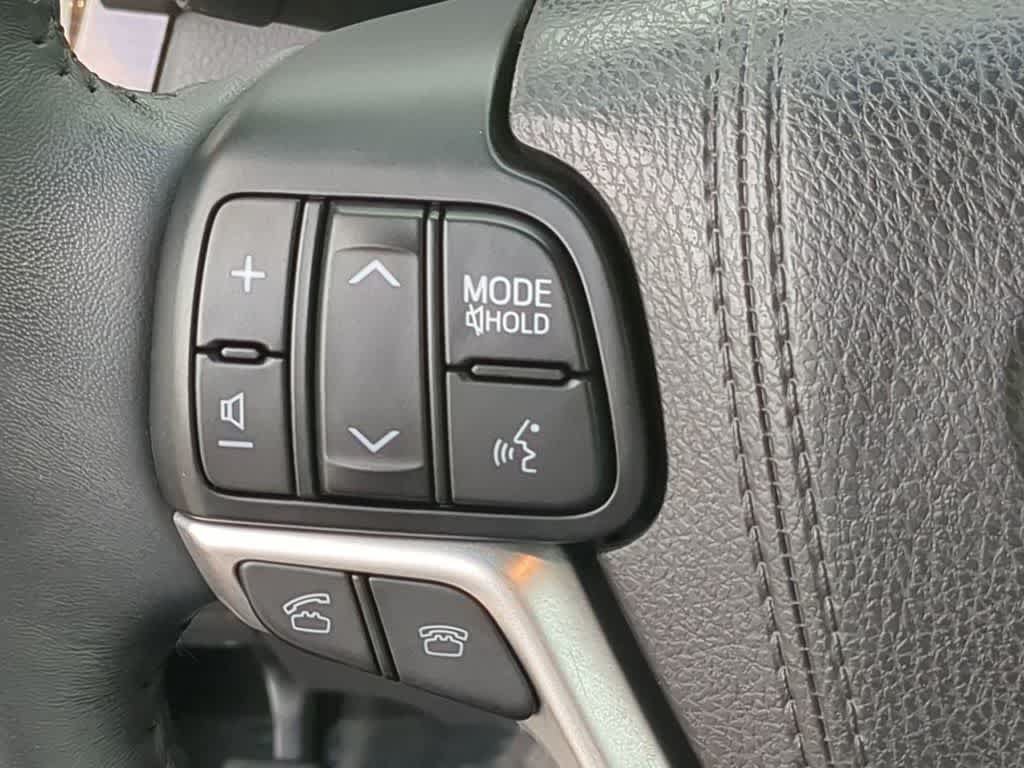 Used 2015 Toyota Sienna Limited Premium AWD/4WD image 22