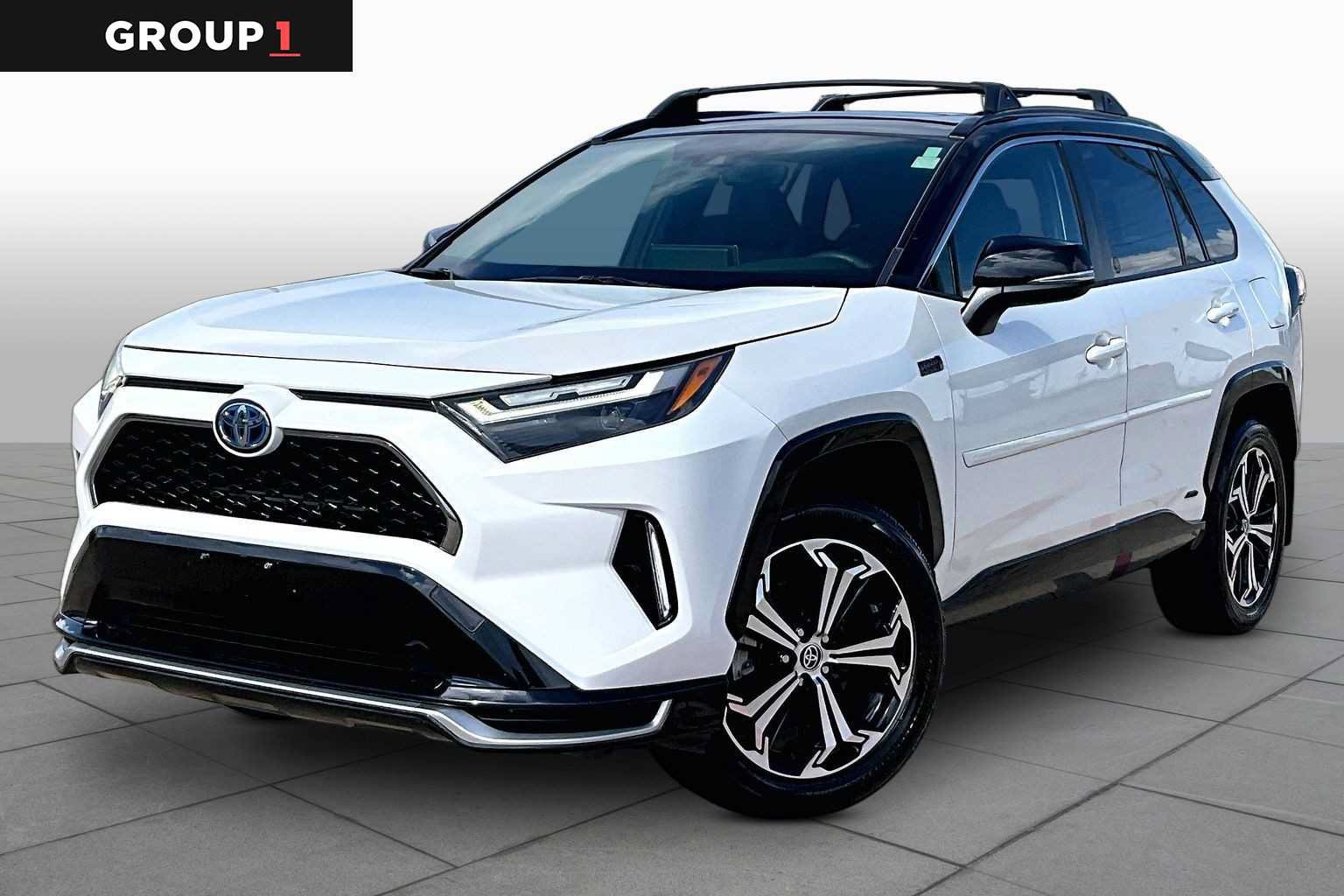 Used 2022 Toyota RAV4 XSE w/ Weather Package AWD/4WD image 1