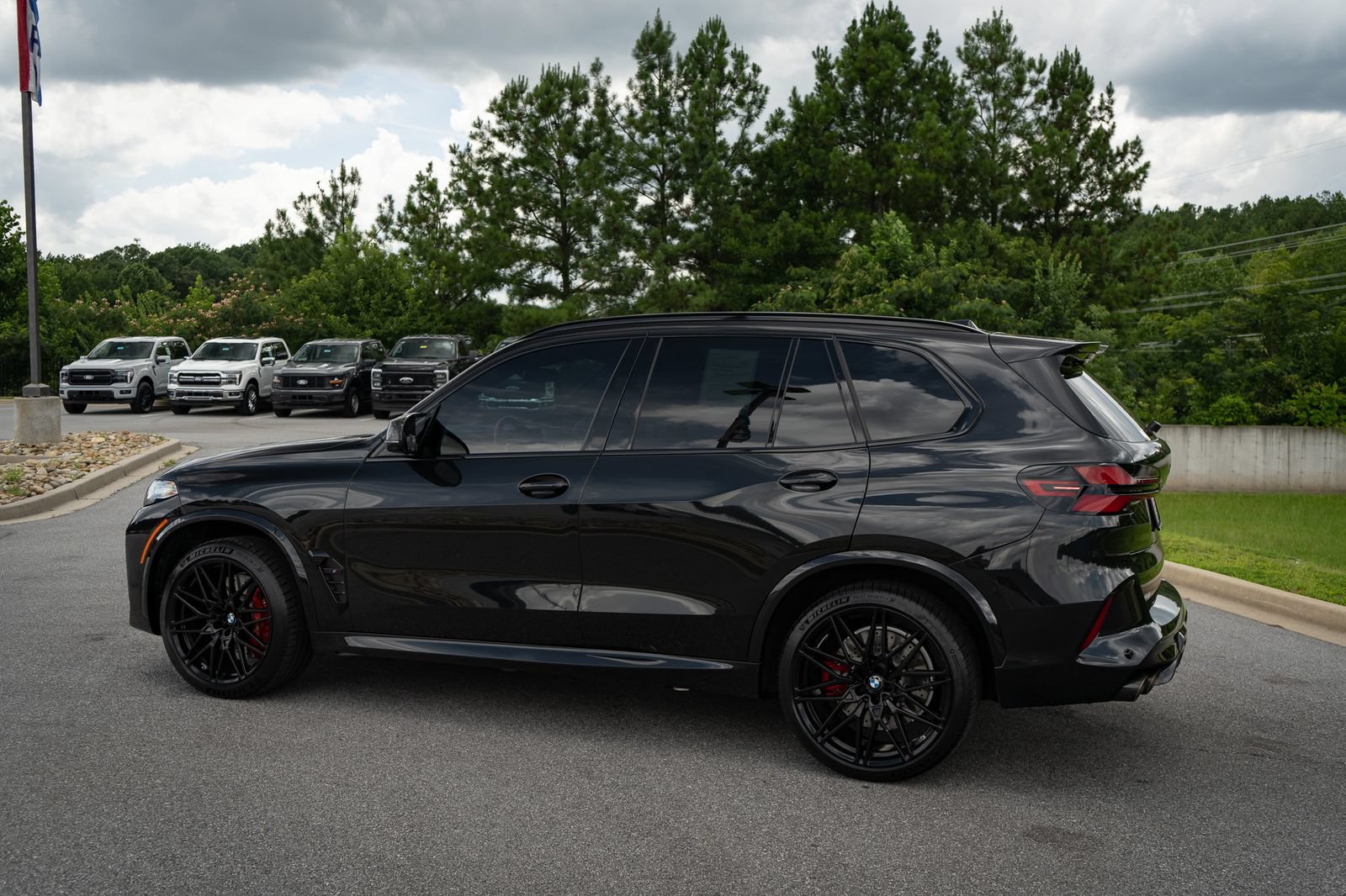 Used 2026 BMW X5 M Competition w/ Executive Package AWD/4WD image 18
