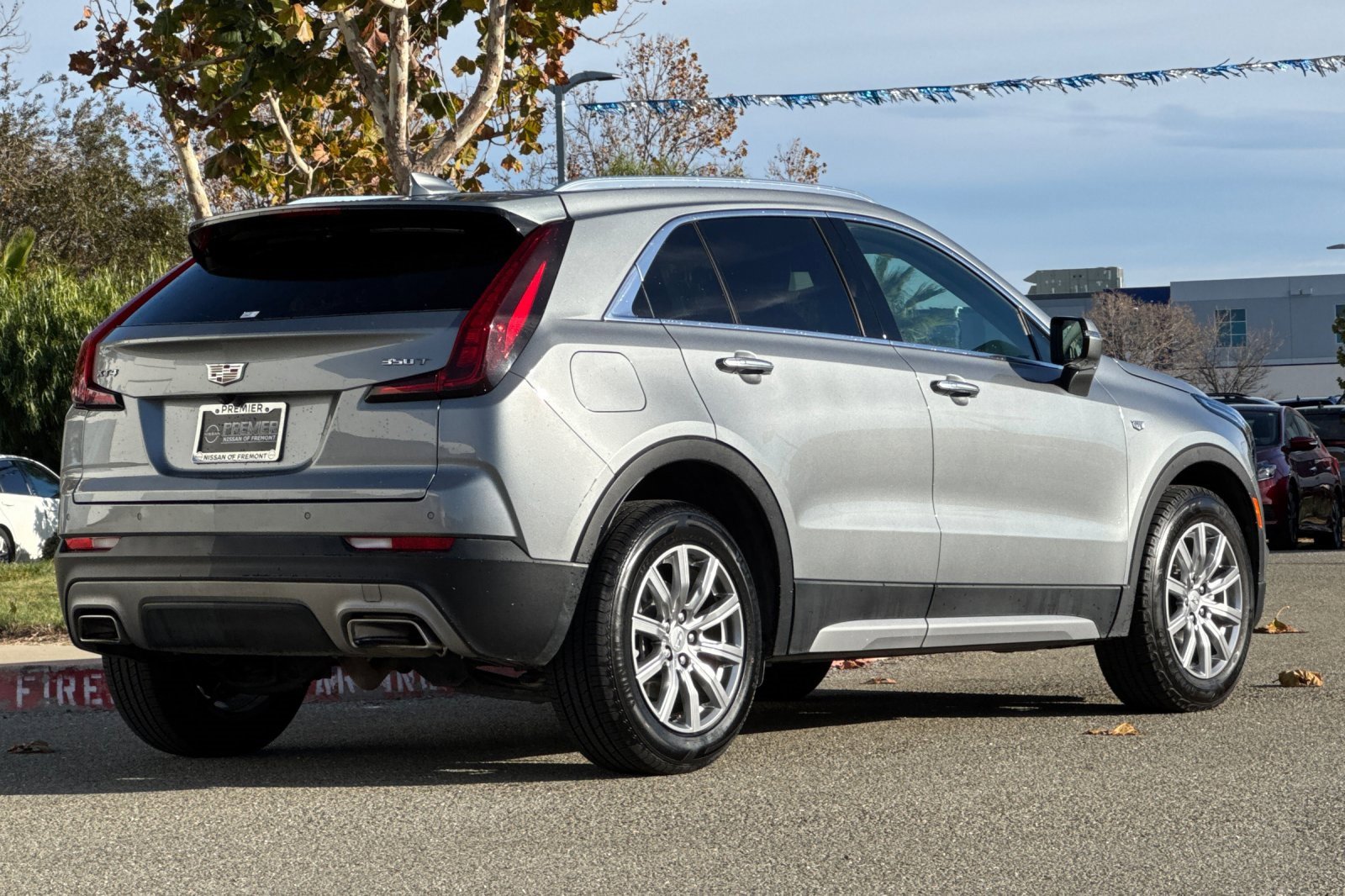 Used 2023 Cadillac XT4 Premium Luxury image 4