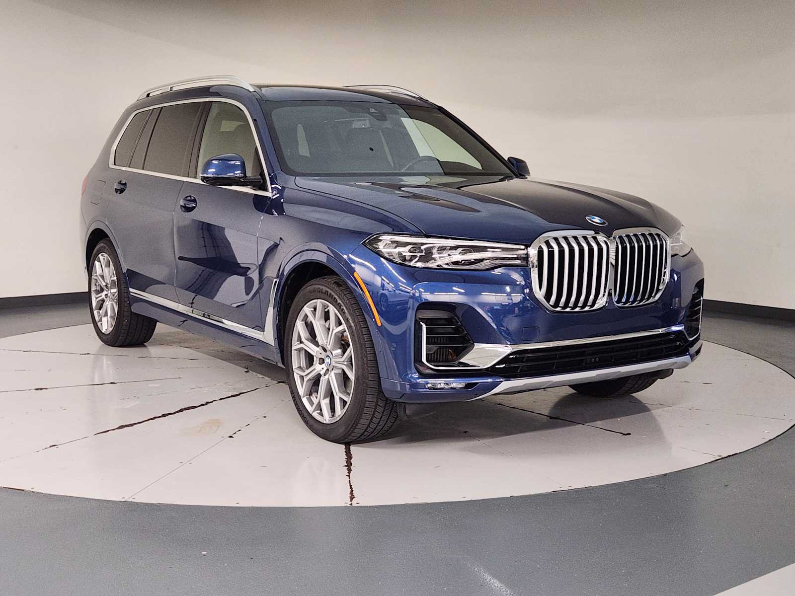 Used 2022 BMW X7 xDrive40i w/ Premium Package AWD/4WD image 7