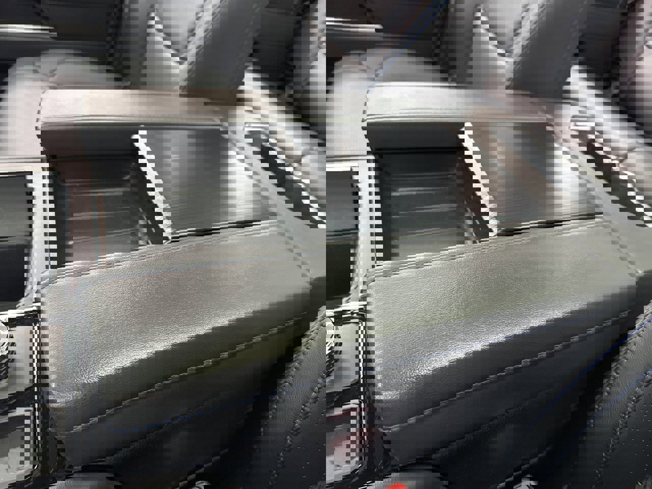 Used 2023 Toyota Tundra Platinum image 35