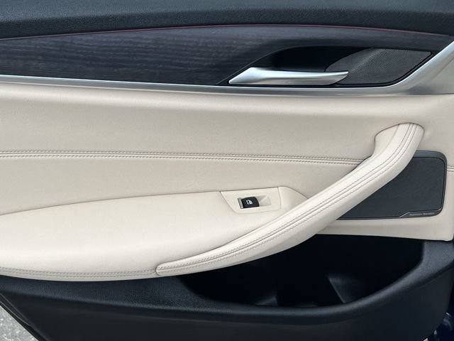 Used 2022 BMW 540i w/ Premium Package RWD image 22
