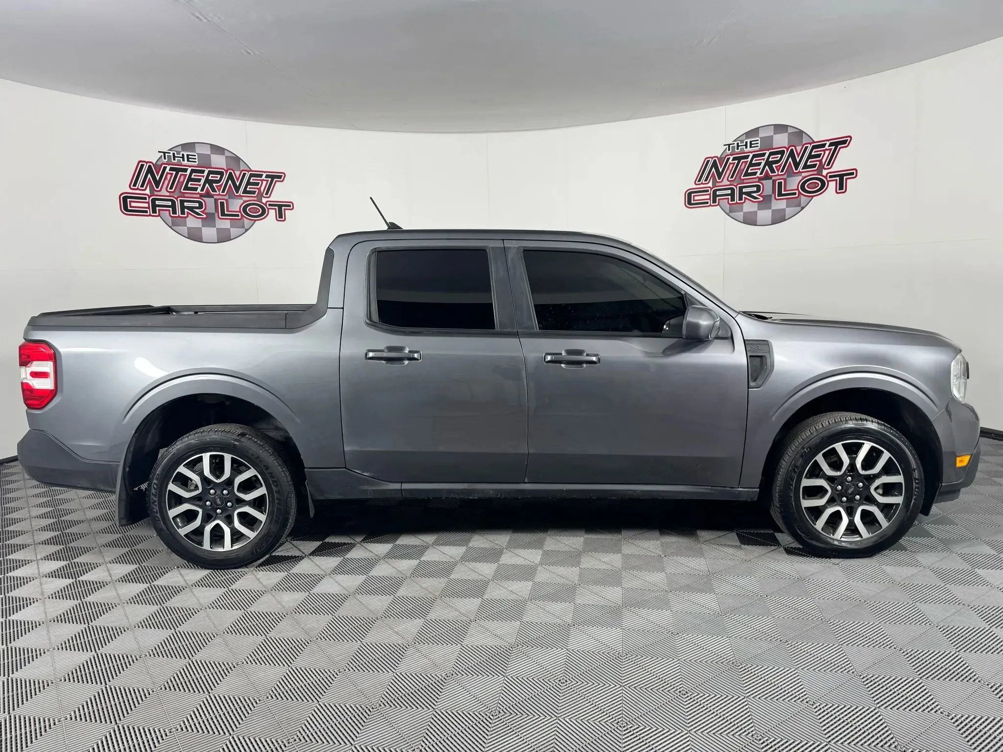 Used 2022 Ford Maverick Lariat image 8