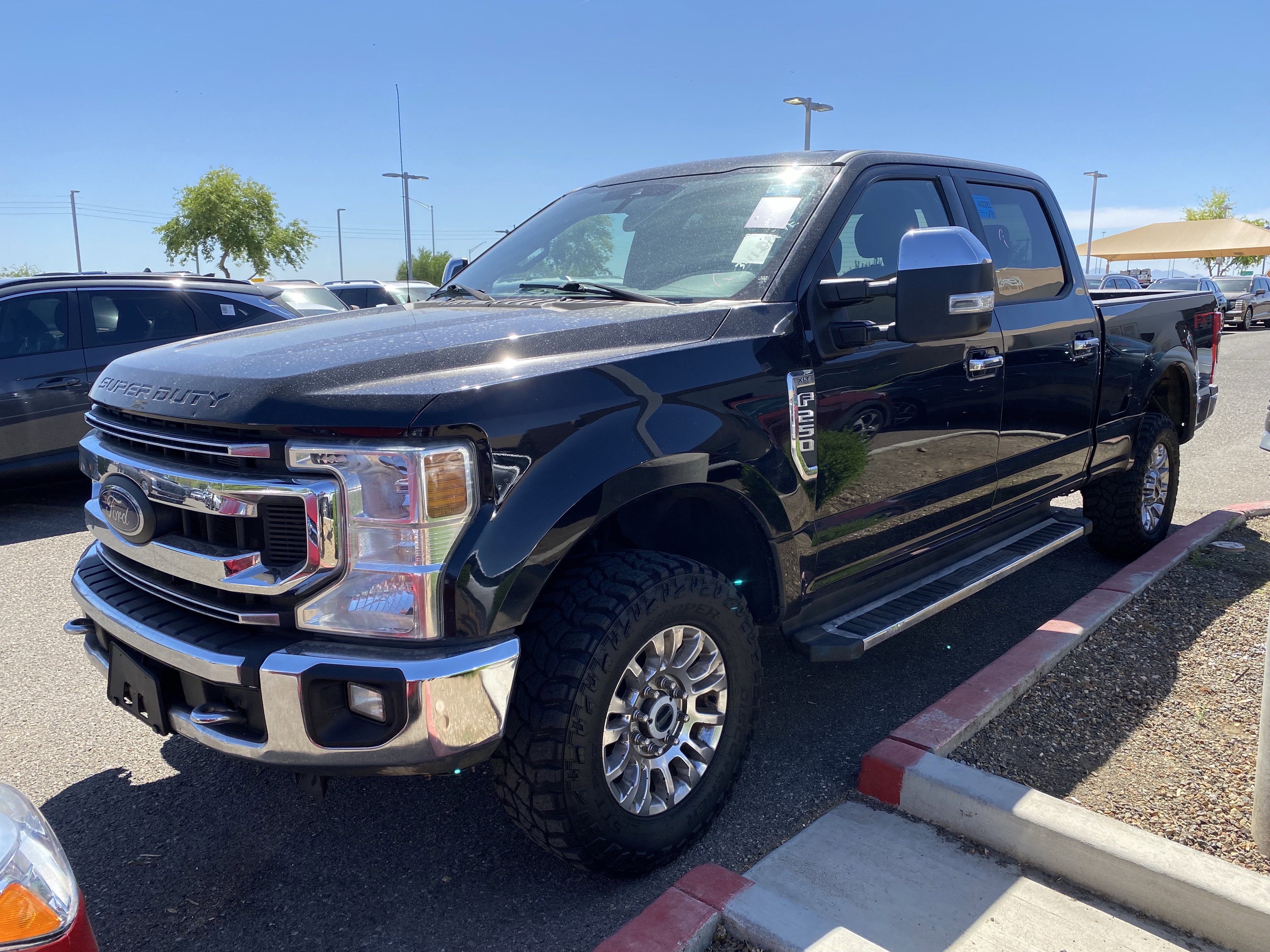 Used 2021 Ford F250 XLT w/ XLT Premium Package image 5