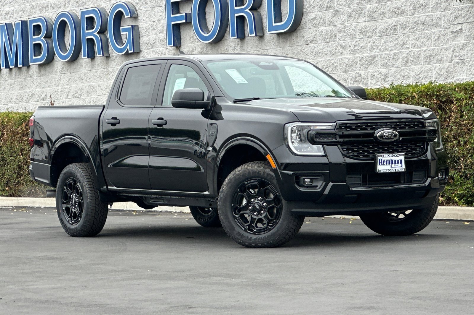 New 2025 Ford Ranger XLT w/ Black Appearance Package image 2