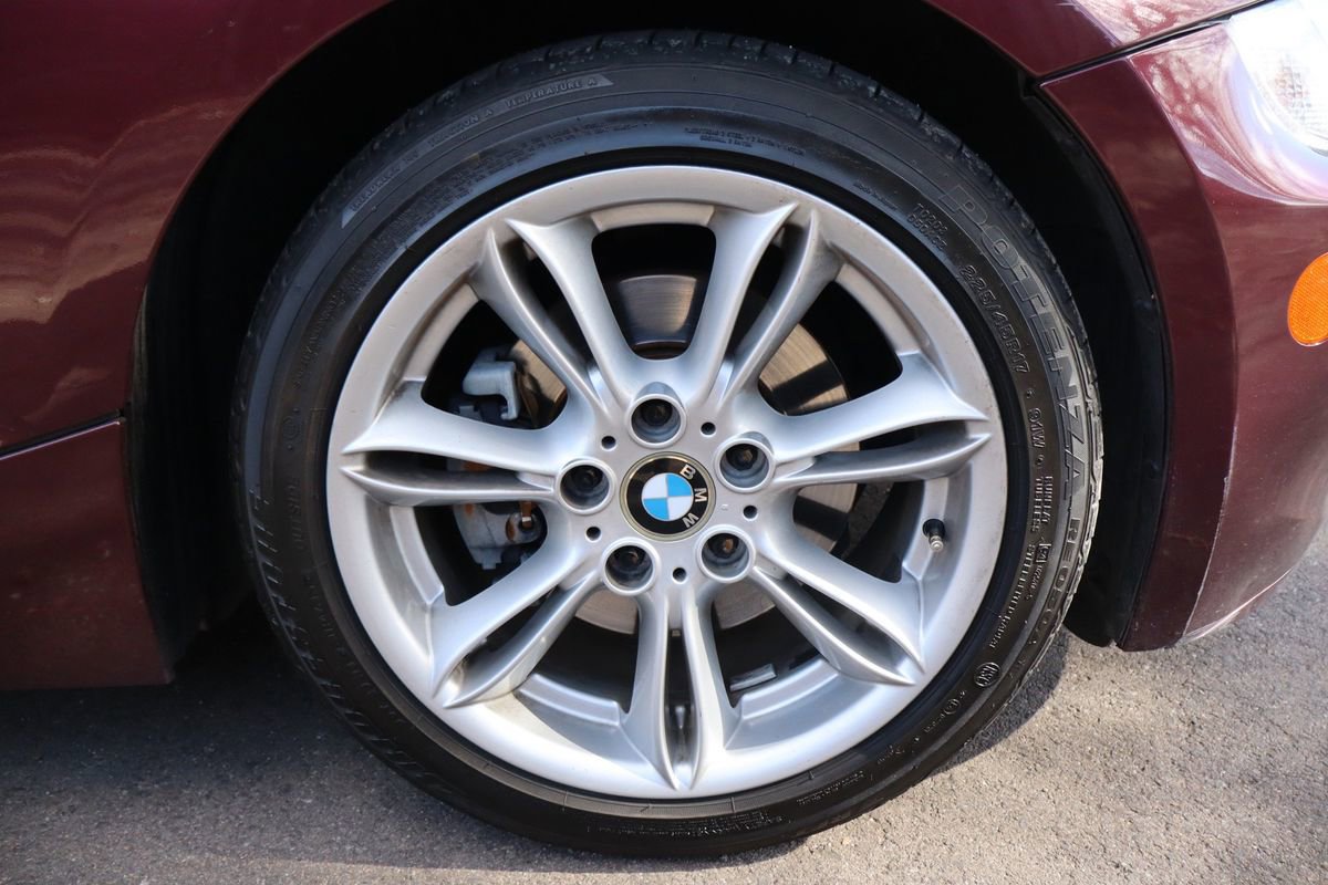 Used 2005 BMW Z4 3.0i image 37