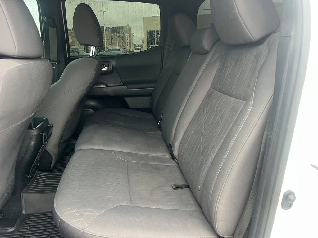 Used 2019 Toyota Tacoma TRD Off-Road w/ Technology Package image 26