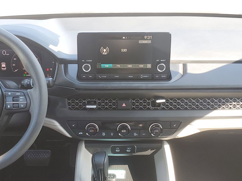 Certified 2025 Honda Accord SE image 26