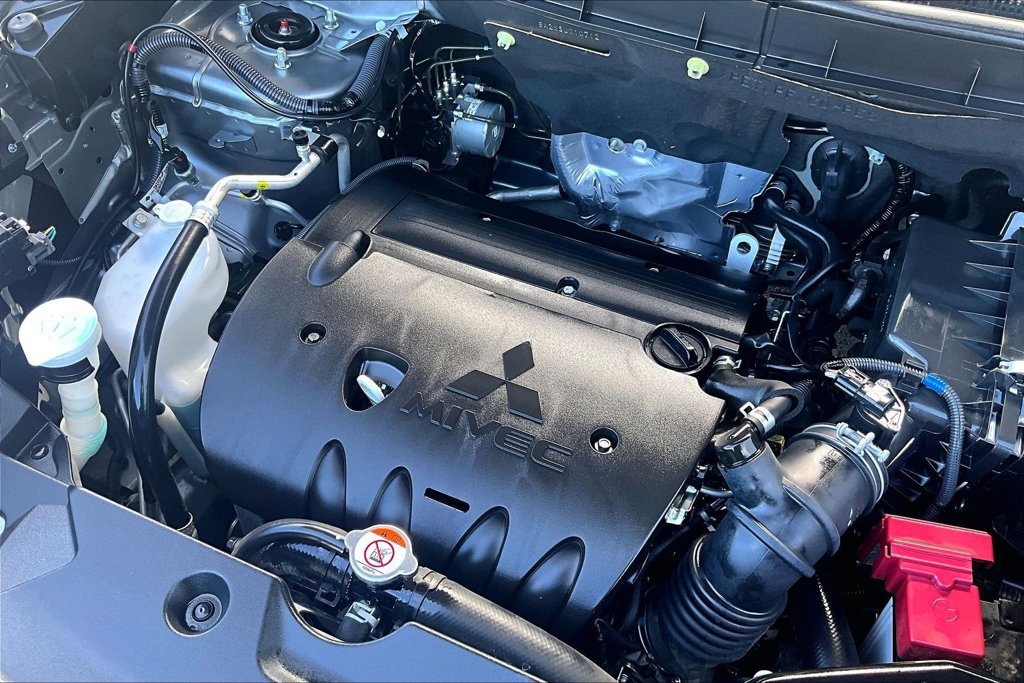 Used 2025 Mitsubishi Outlander Sport SE AWD/4WD image 30