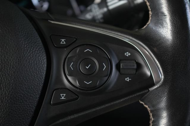 Used 2018 Buick Envision Premium w/ Driver Confidence Package image 15