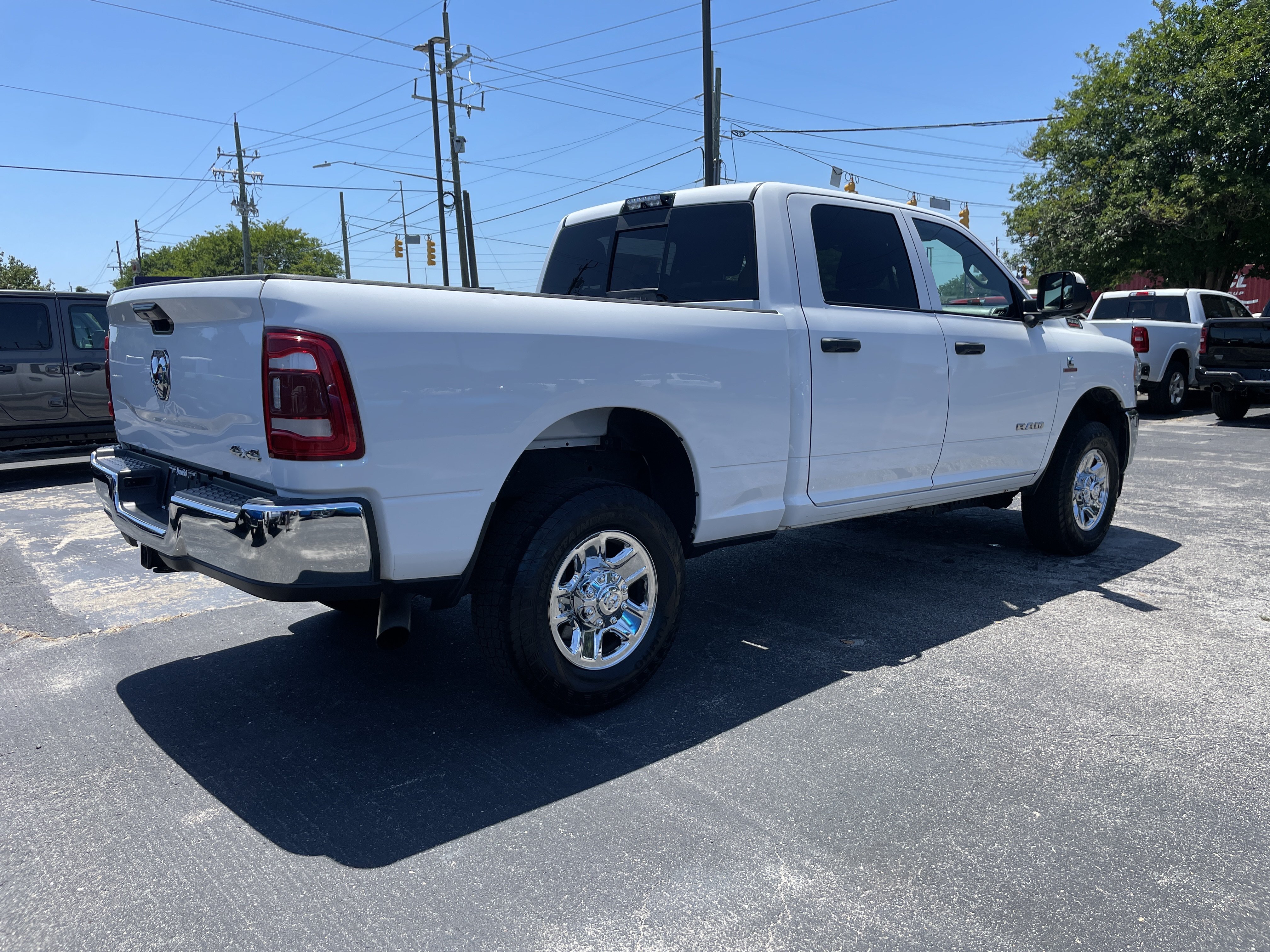 Used 2021 RAM 3500 Tradesman w/ Towing Technology Group AWD/4WD image 9