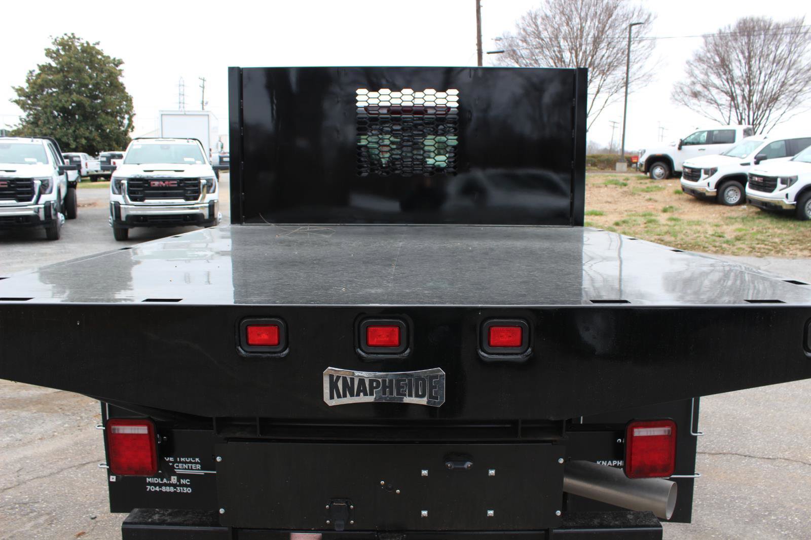 New 2026 GMC Sierra 3500 Pro w/ Convenience Package image 9