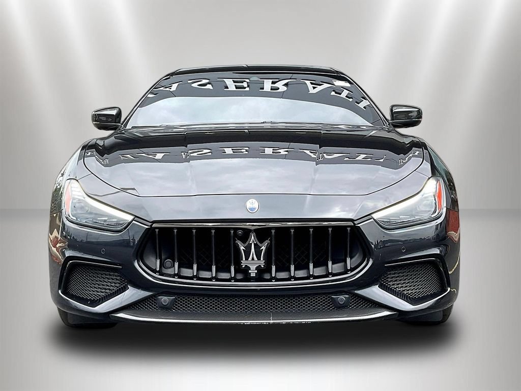 Used 2023 Maserati Ghibli Modena RWD image 2
